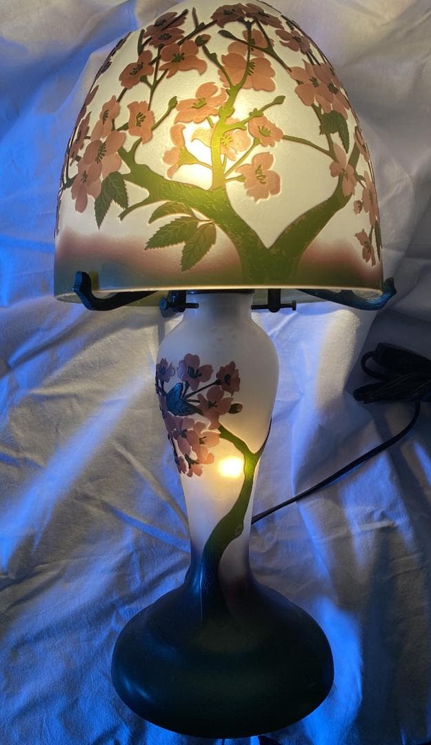 エミールガレ　レプリカ　Emile Galle 風　卓上照明　ナイトスタンド