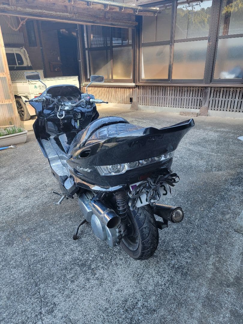 ヤマハマジェスティ250Cの出品です、