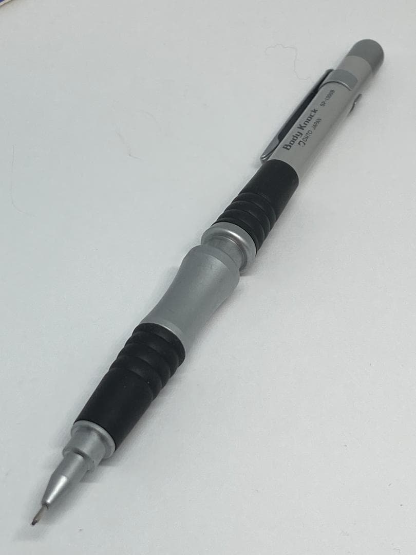 【廃番・製図用・ボディノック】オート／MP0.5/銀色軸+黒色 E