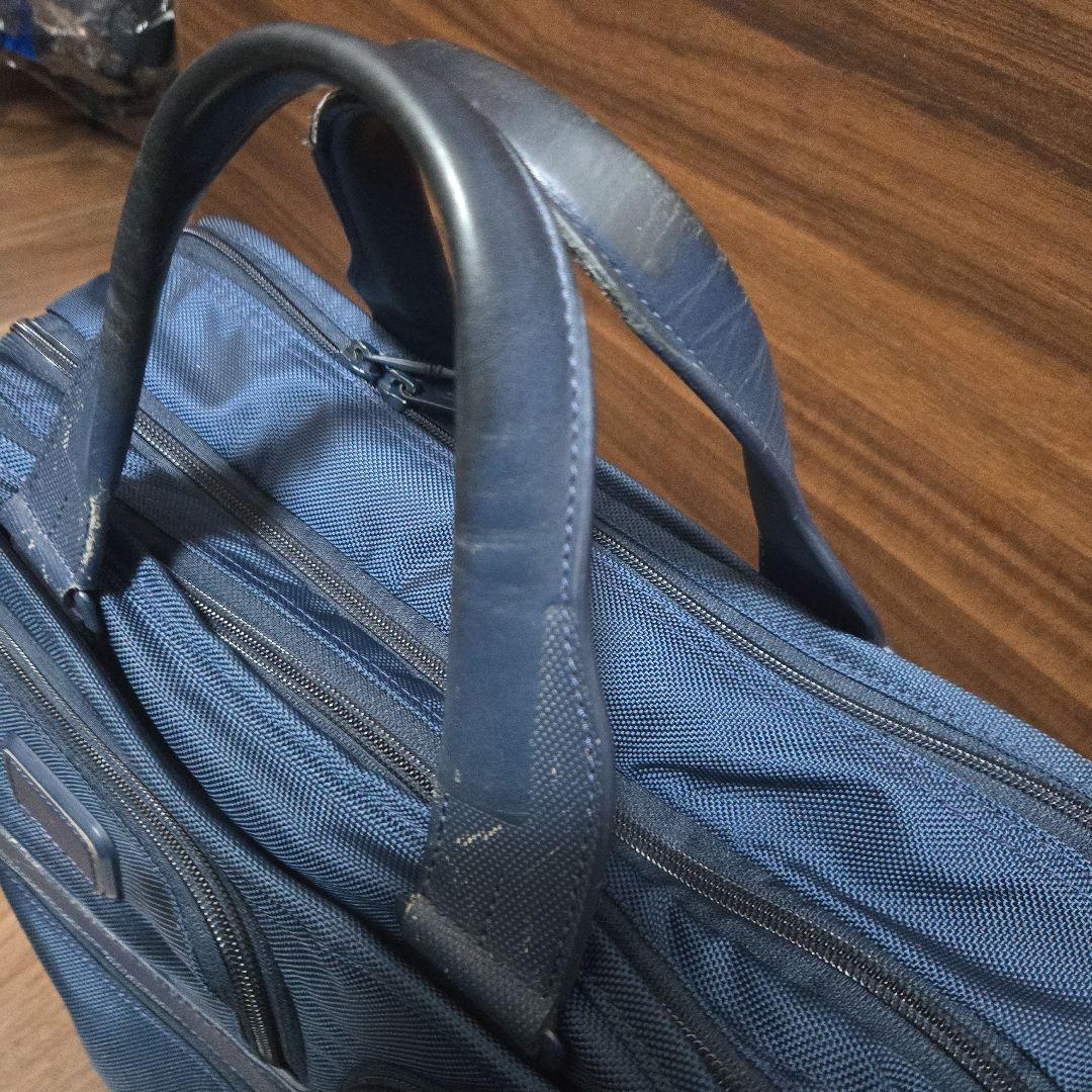 TUMI アルファ　エクスパンダブルブリーフ　ネイビー