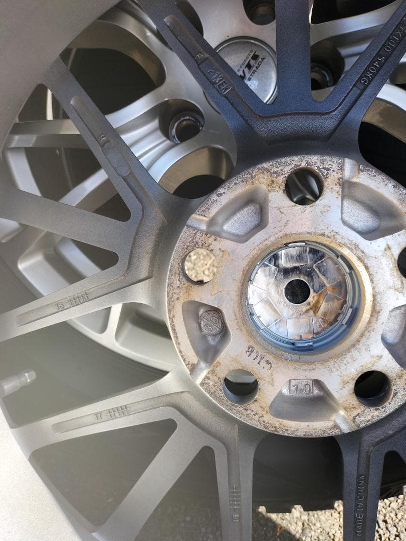 29日まで価格☆ブリヂストン スタッドレスタイヤセット 225/65R17