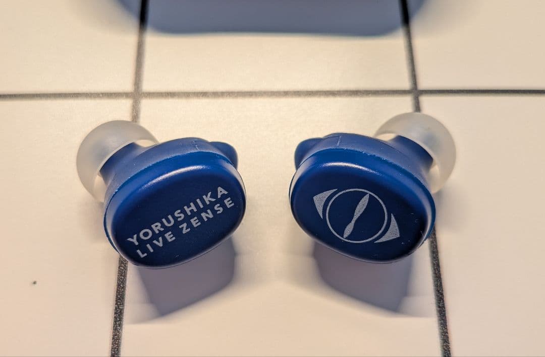 ヨルシカ Live「前世」ワイヤレスイヤホン / S01-ヨルシカ
