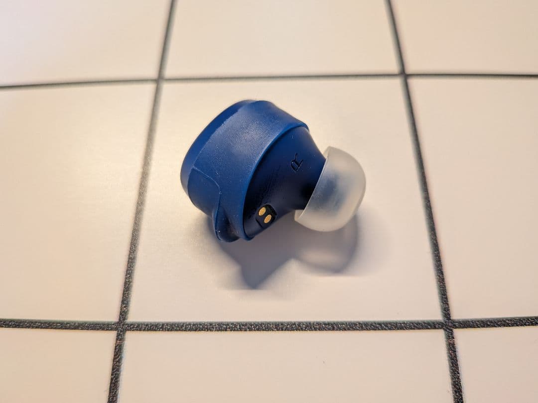 ヨルシカ Live「前世」ワイヤレスイヤホン / S01-ヨルシカ