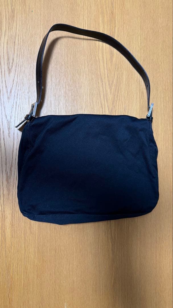 美品フェンディ　マンマバケット　コットンジャージー　ショルダーバッグブラック　黒