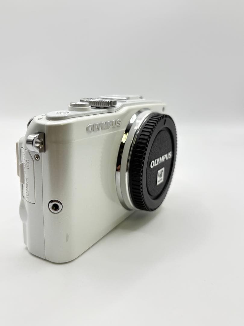 OLYMPUS PEN E-PL6 ホワイト