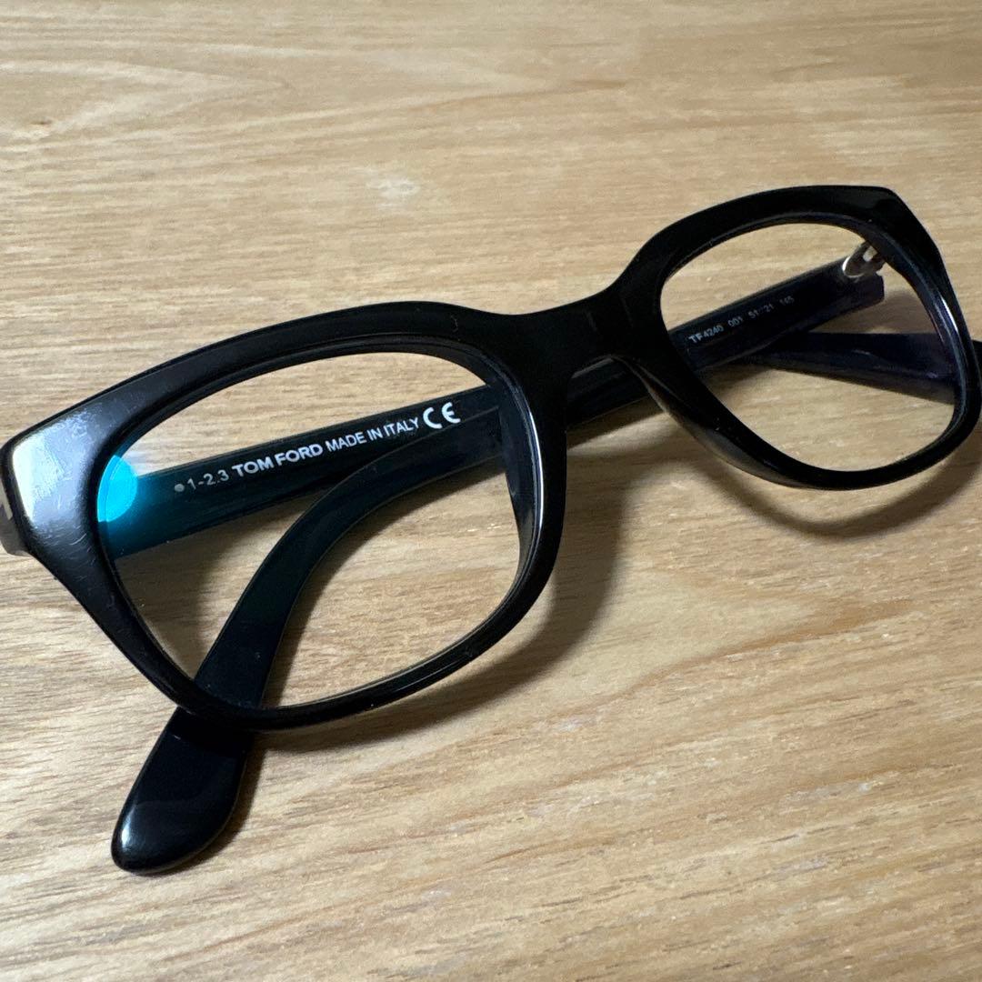 TOM FORD トムフォード　メガネTF4240 001