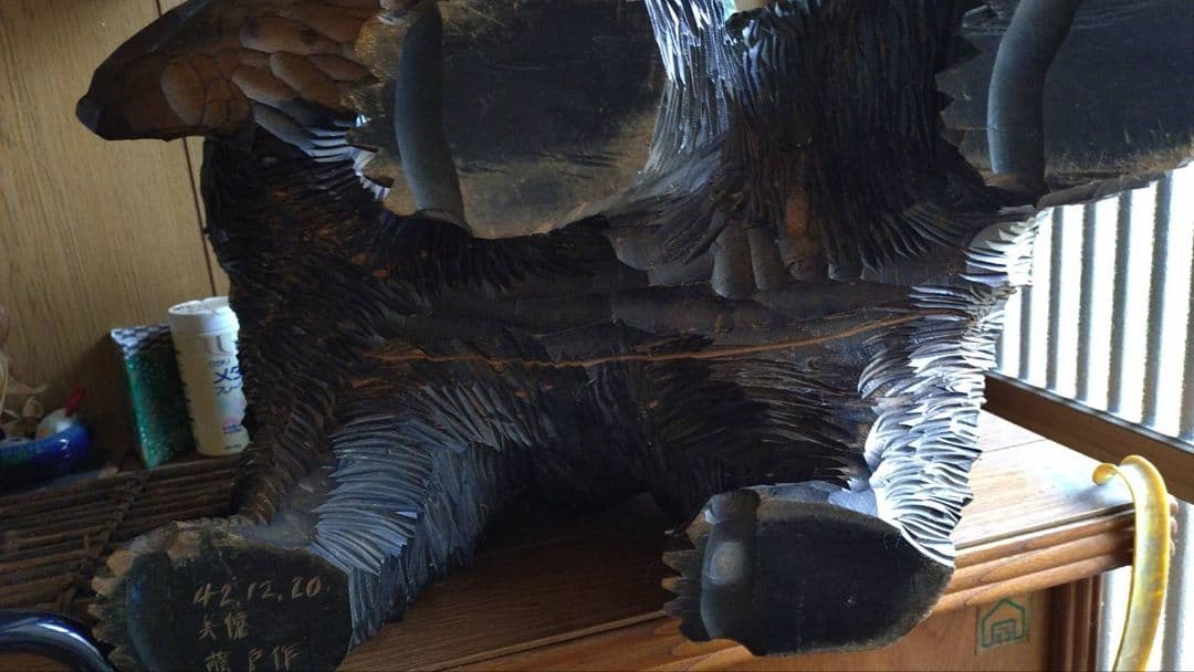 木製クマ彫刻(写真を追加しました)