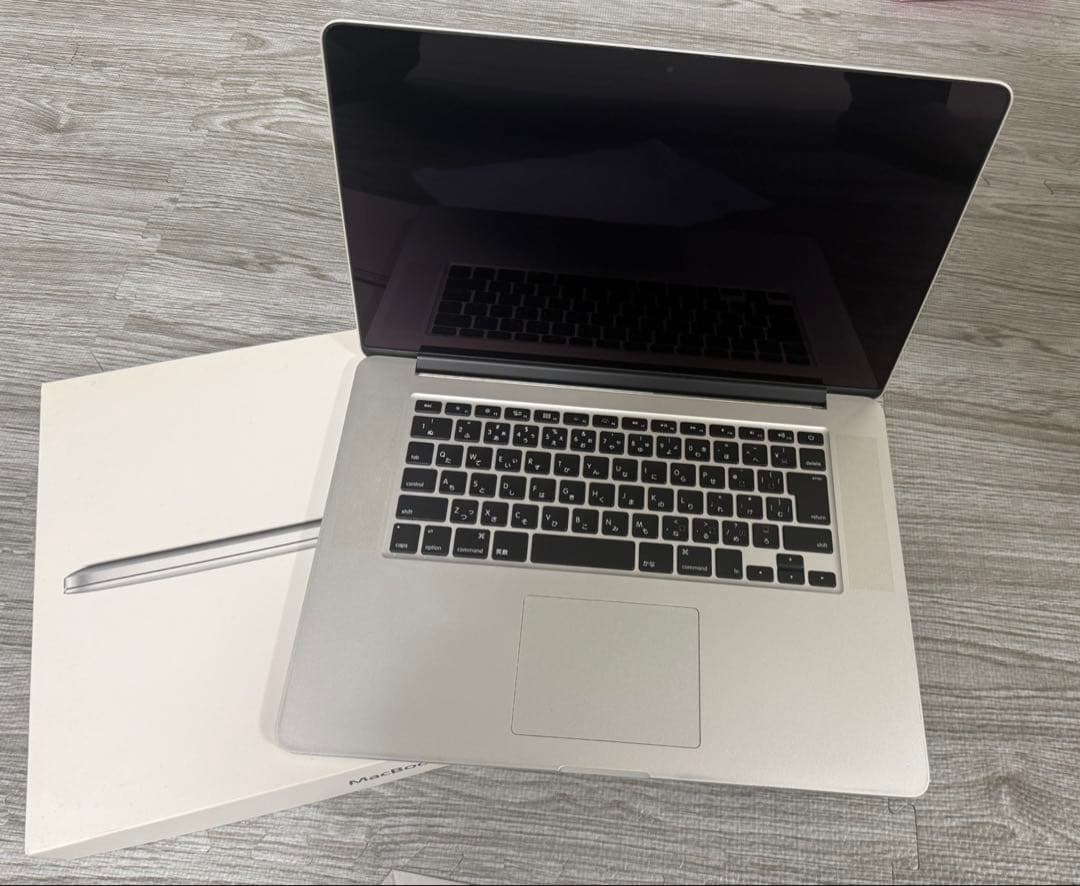 Apple MacBook Pro 15インチ Retinaディスプレイ2012