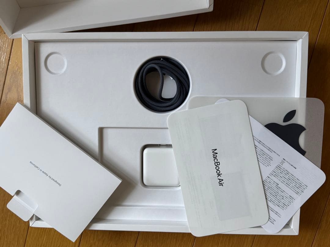 MacBookAir 13インチ M3 2024スペースグレー