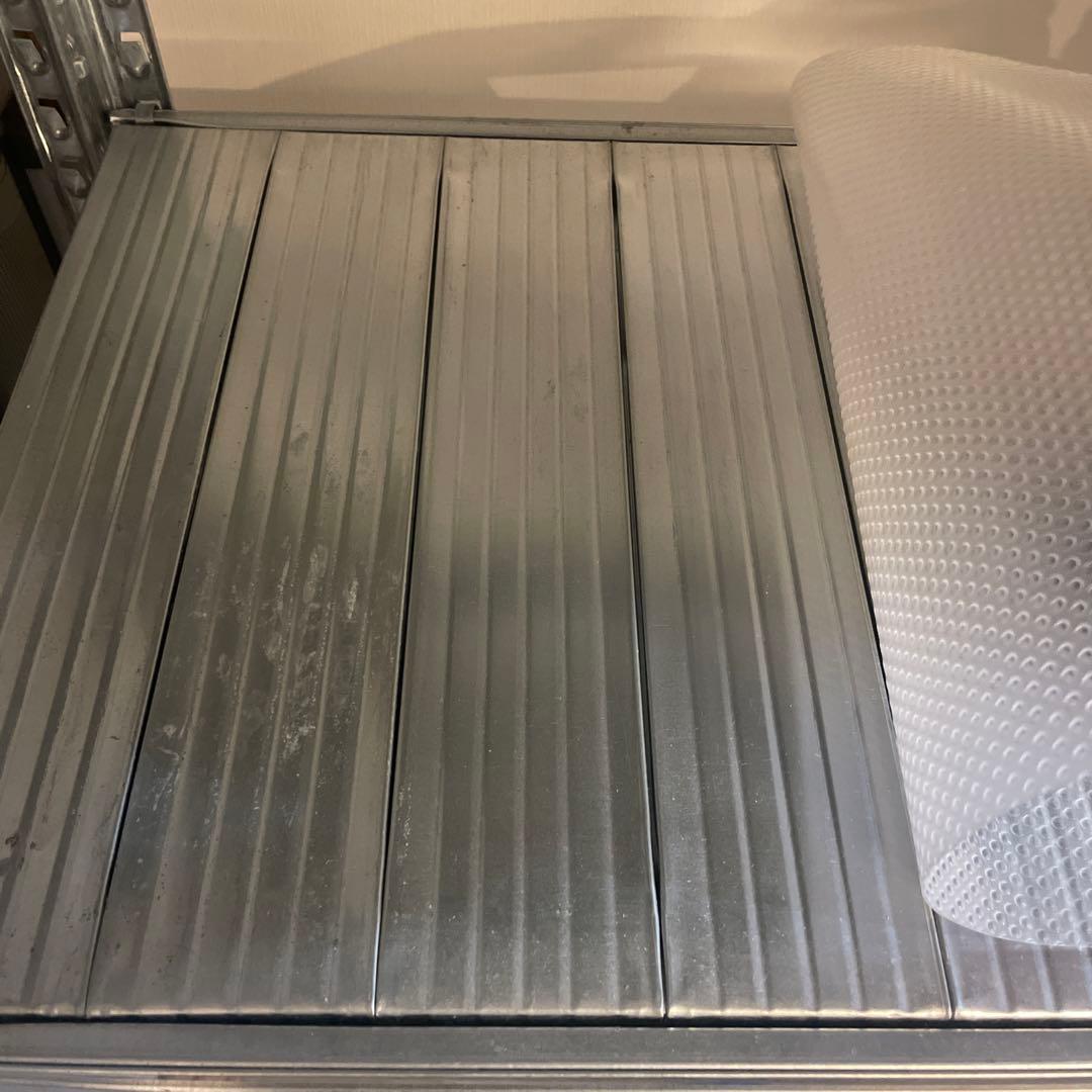 メタルシステム　4段　ハンガータイプw1227×D400×H1840