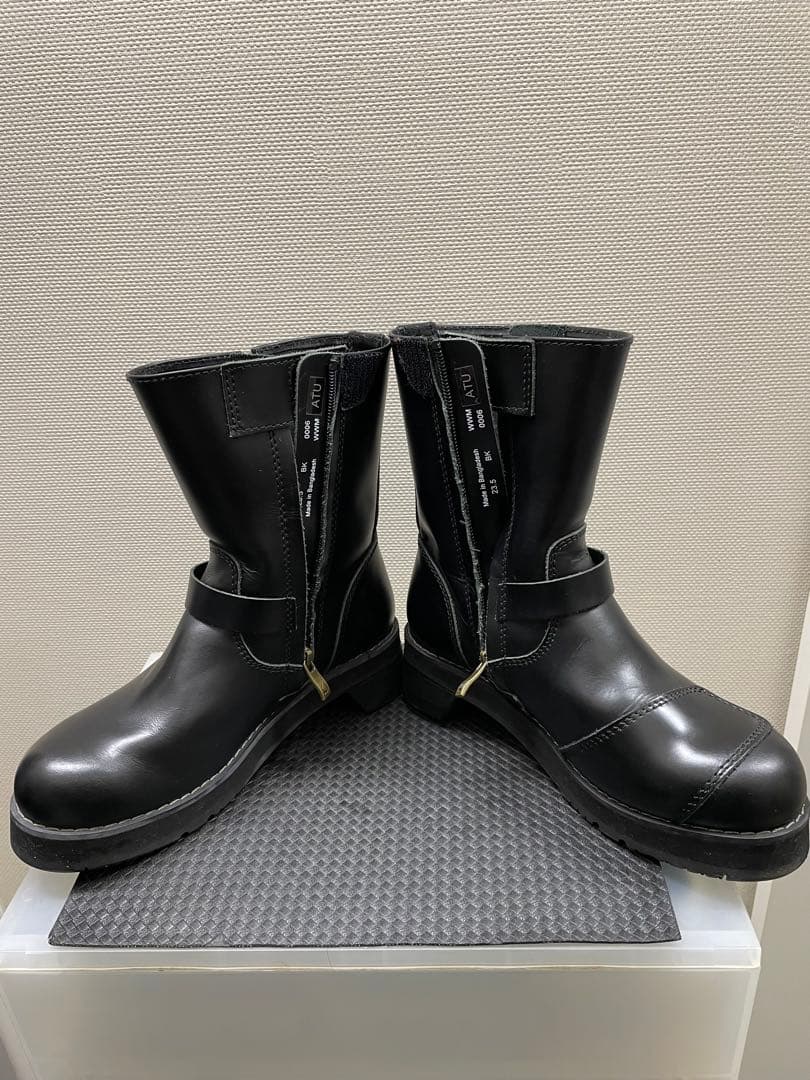 厚底牛革レディースバイク用ショートブーツ