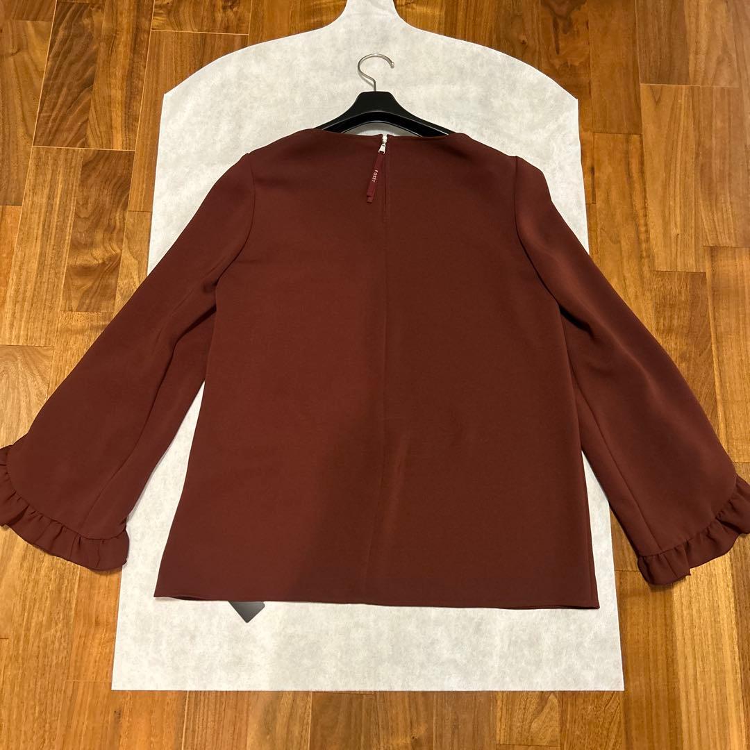 フォクシーニューヨーク　バーガンディ　フリル袖　ブラウス