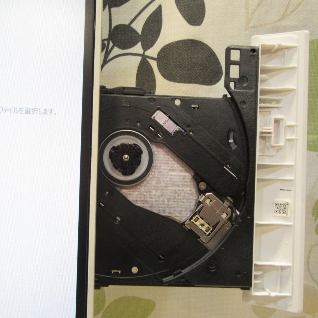 Win11公式対応9世代i5/メ8/SSD480/DVD/カメラ/無線/タッチP