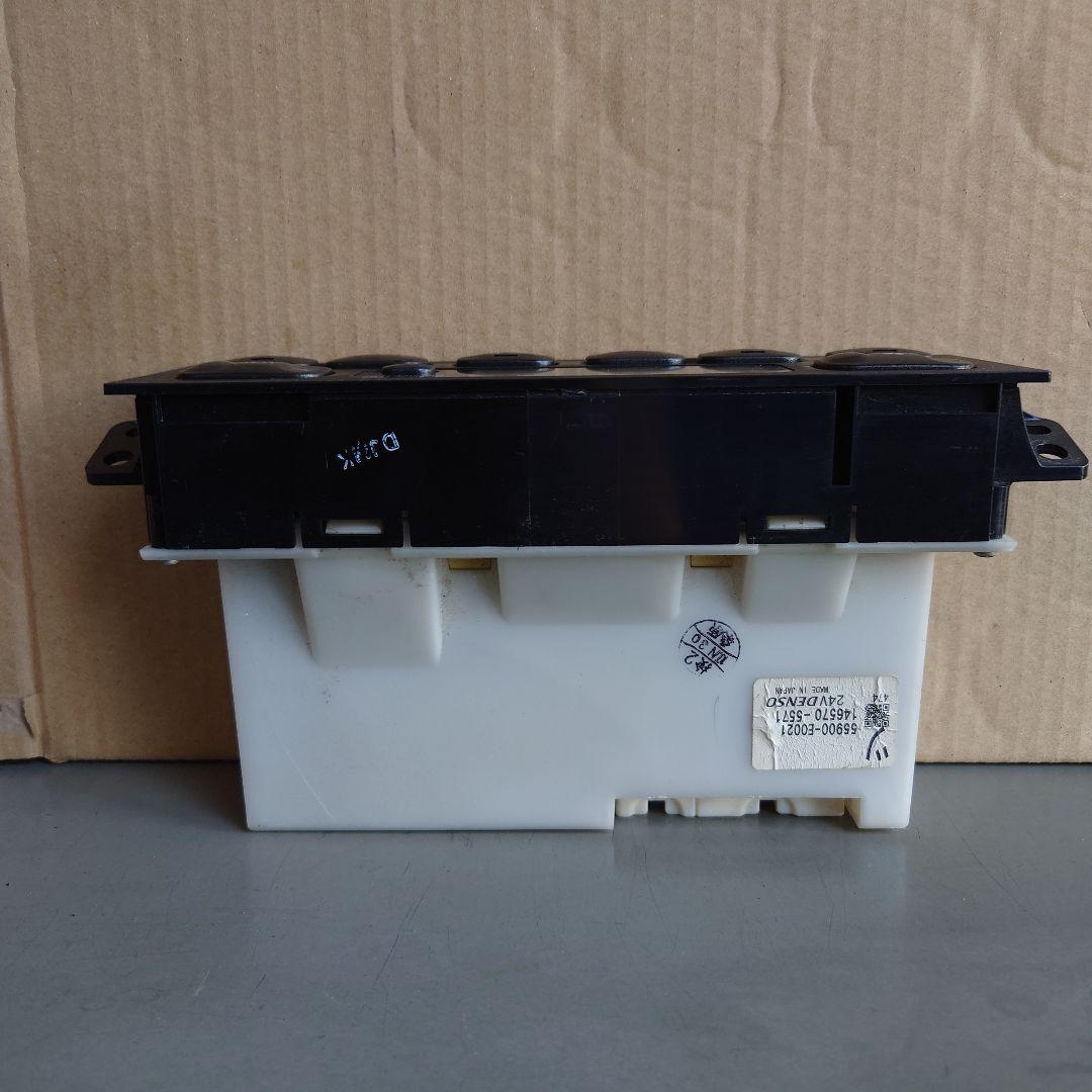 エアコンコントロールパネル 日野　プロフィア