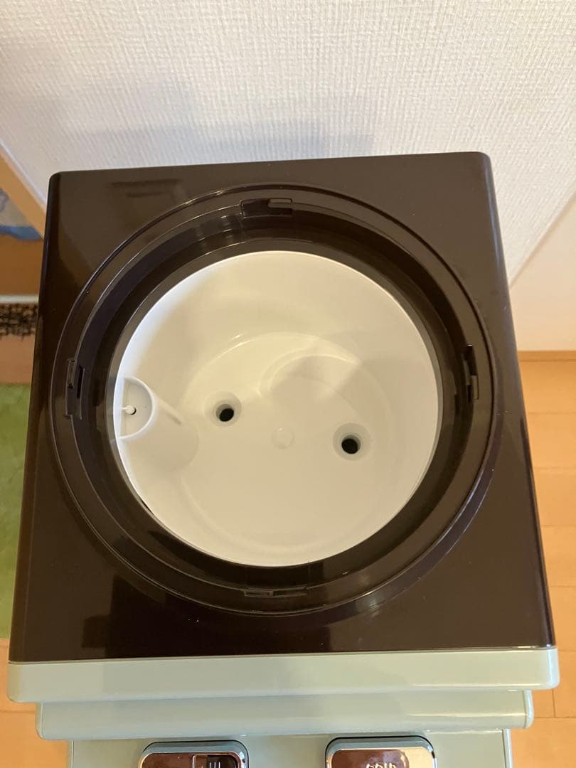 Toffy 卓上型ウォーターサーバ