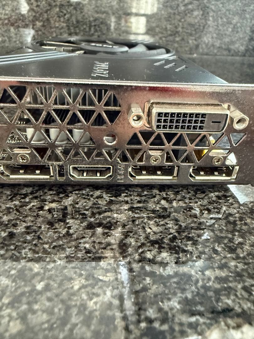 ZOTAC GEFORCE GTX 1060 6GB グラボ