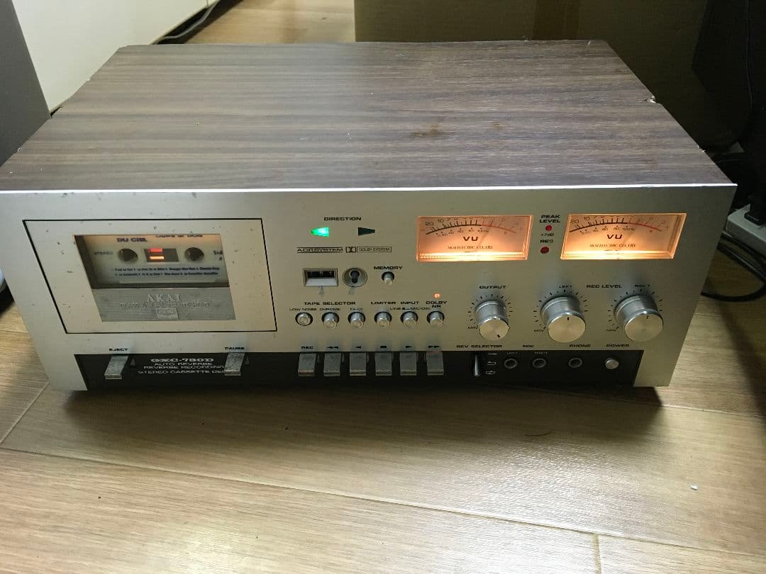 AKAI GXC-730D カセットデッキ VUメーター付き シルバー「現状」