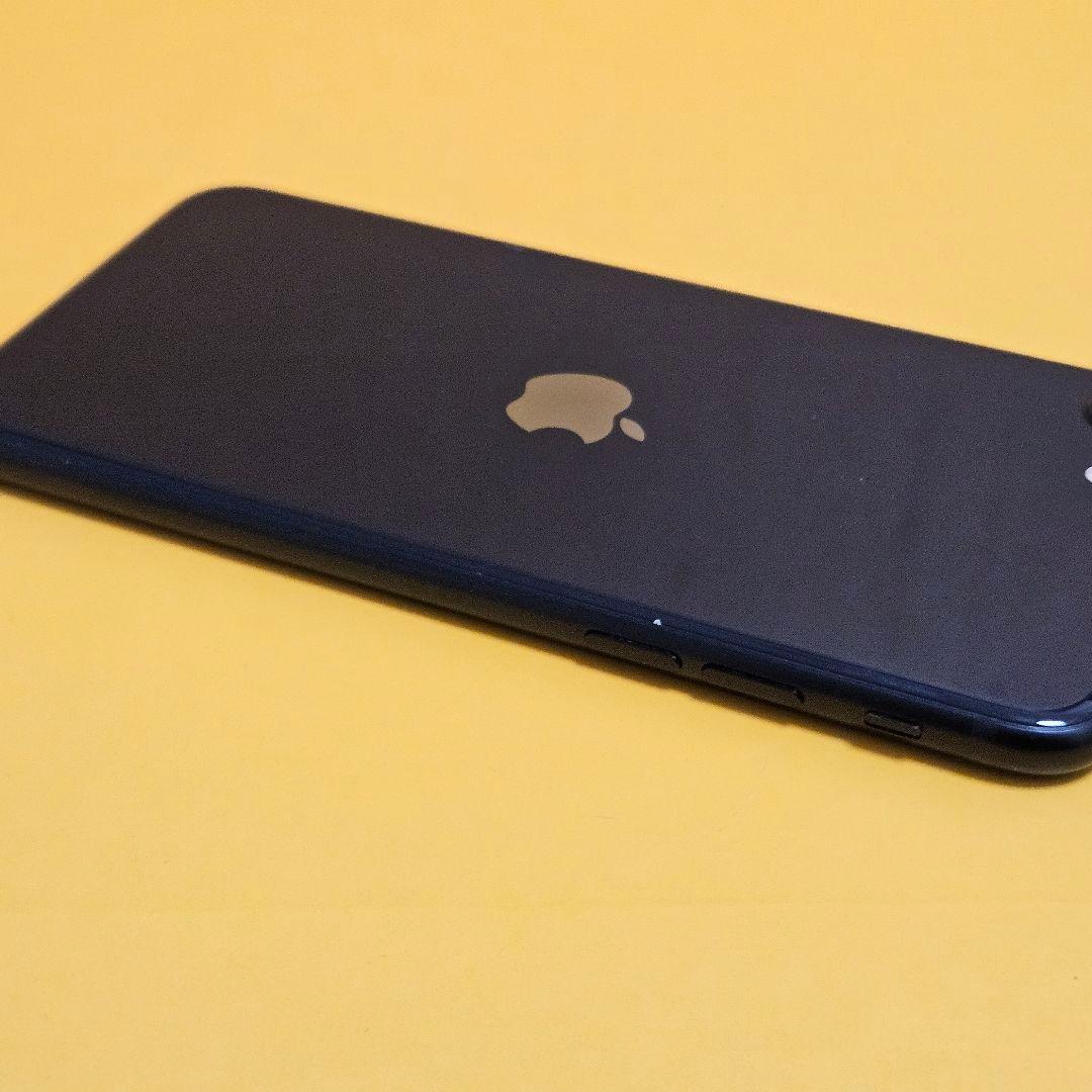 iPhone SE3 64GB｜24時間以内発送#381