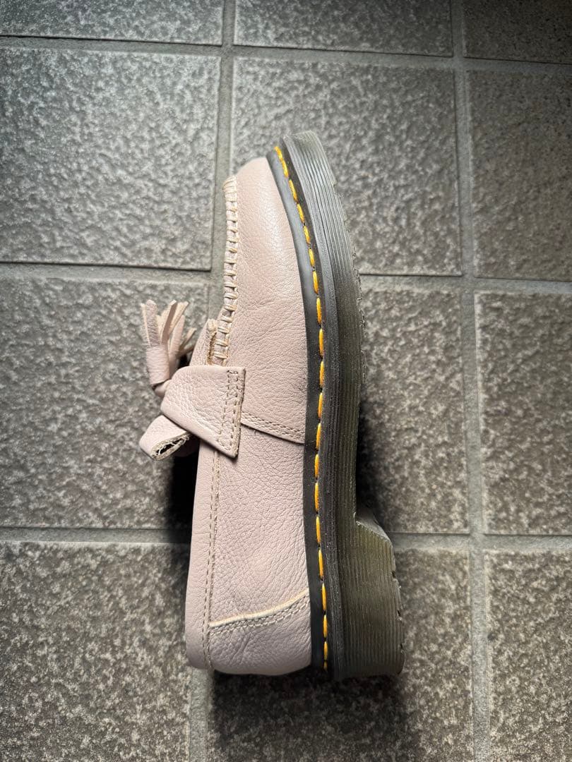 Dr.Martens ローファー Adrian(ベージュ)