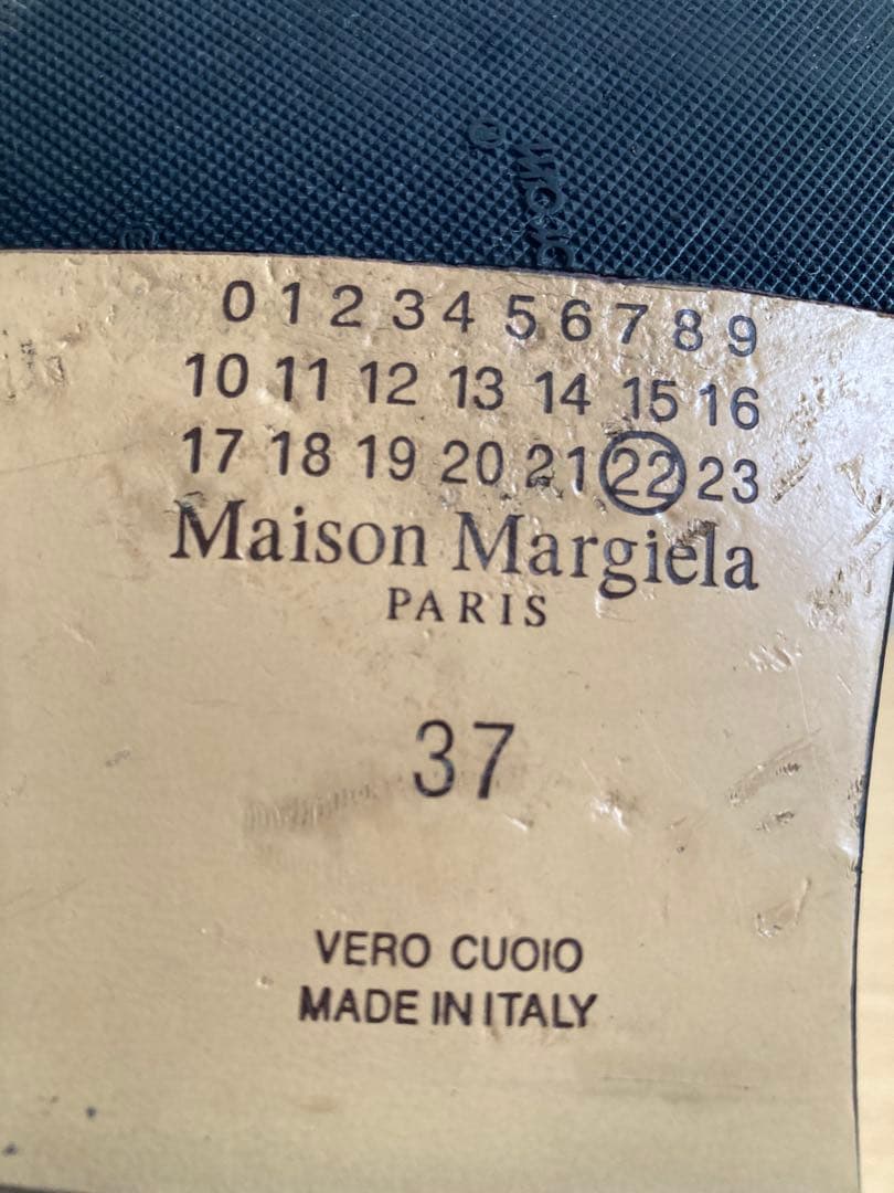 あんしん鑑定◎マルジェラローファー /黒 /普段23.5着用でちょうどのサイズ