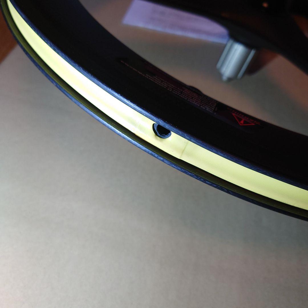 やす　Kitt design カーボンバトンホイール 　フロントリアセット