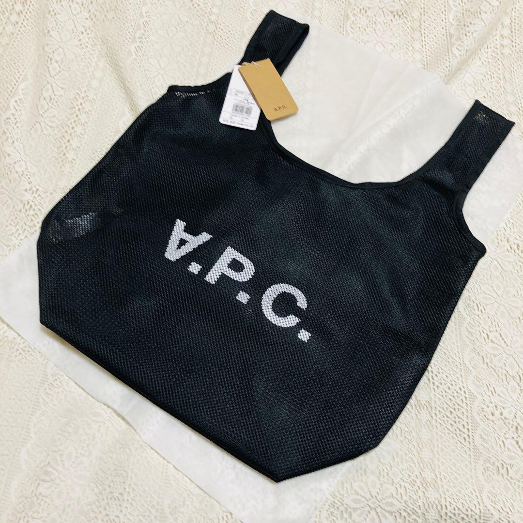 シロナガスクジラ 　A.P.C. メッシュトートバッグ Rebound