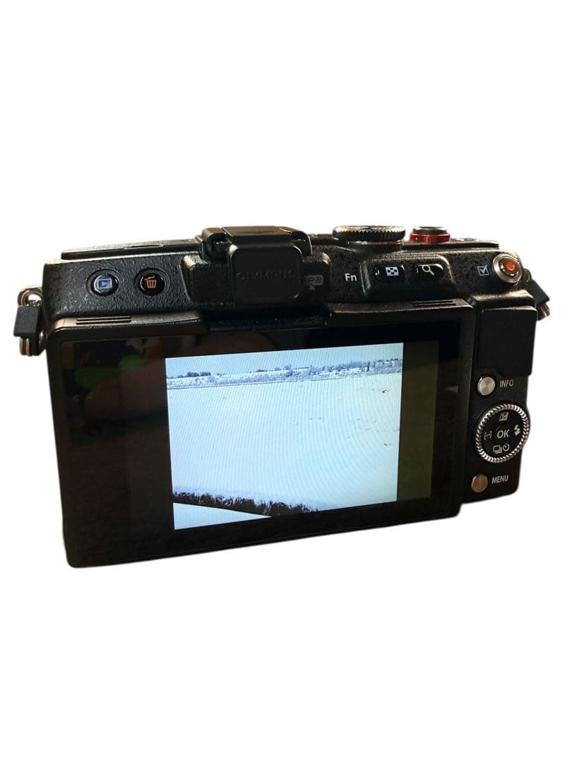 OLYMPUS PEN Lite E-PL6ミラーレス一眼カメラ