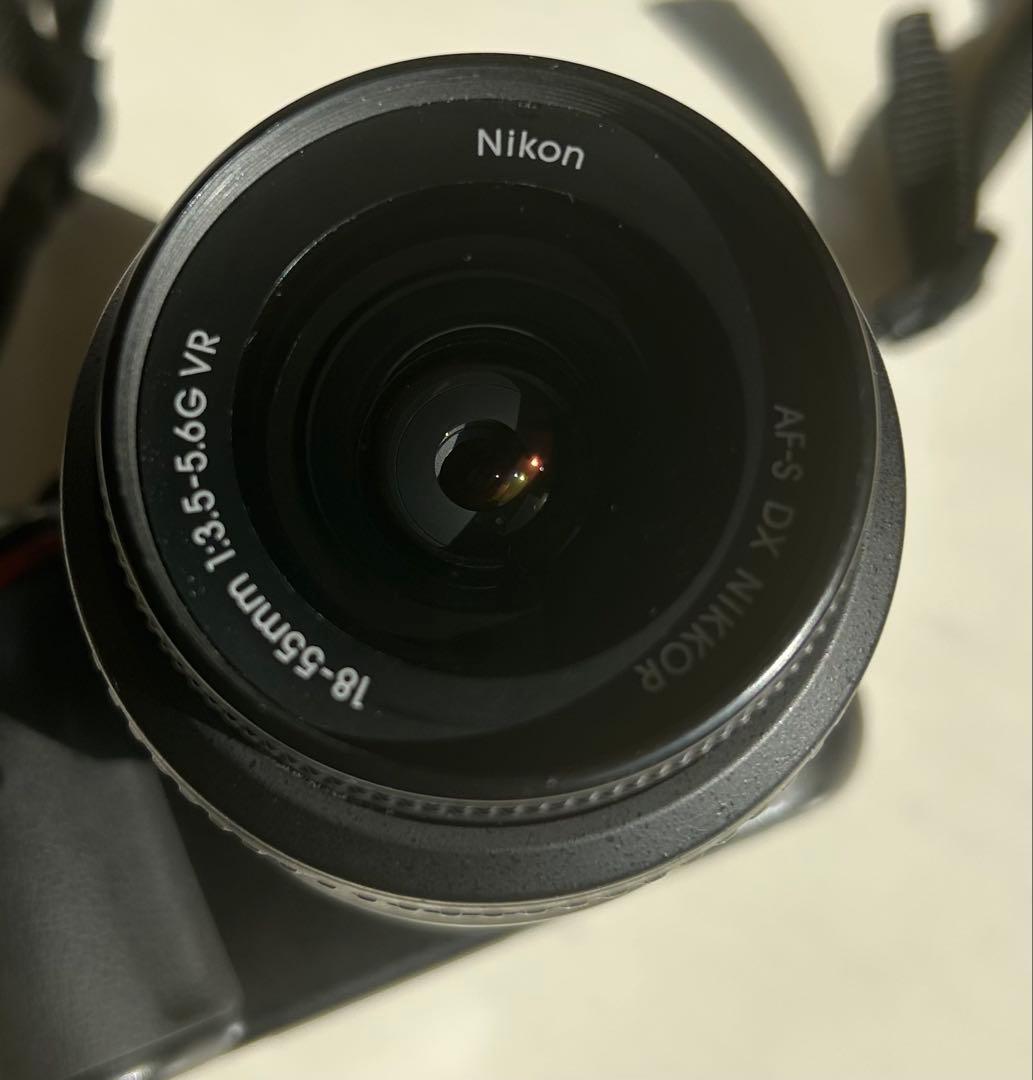 Nikon D5100 一眼レフ 18-55mm VR レンズ