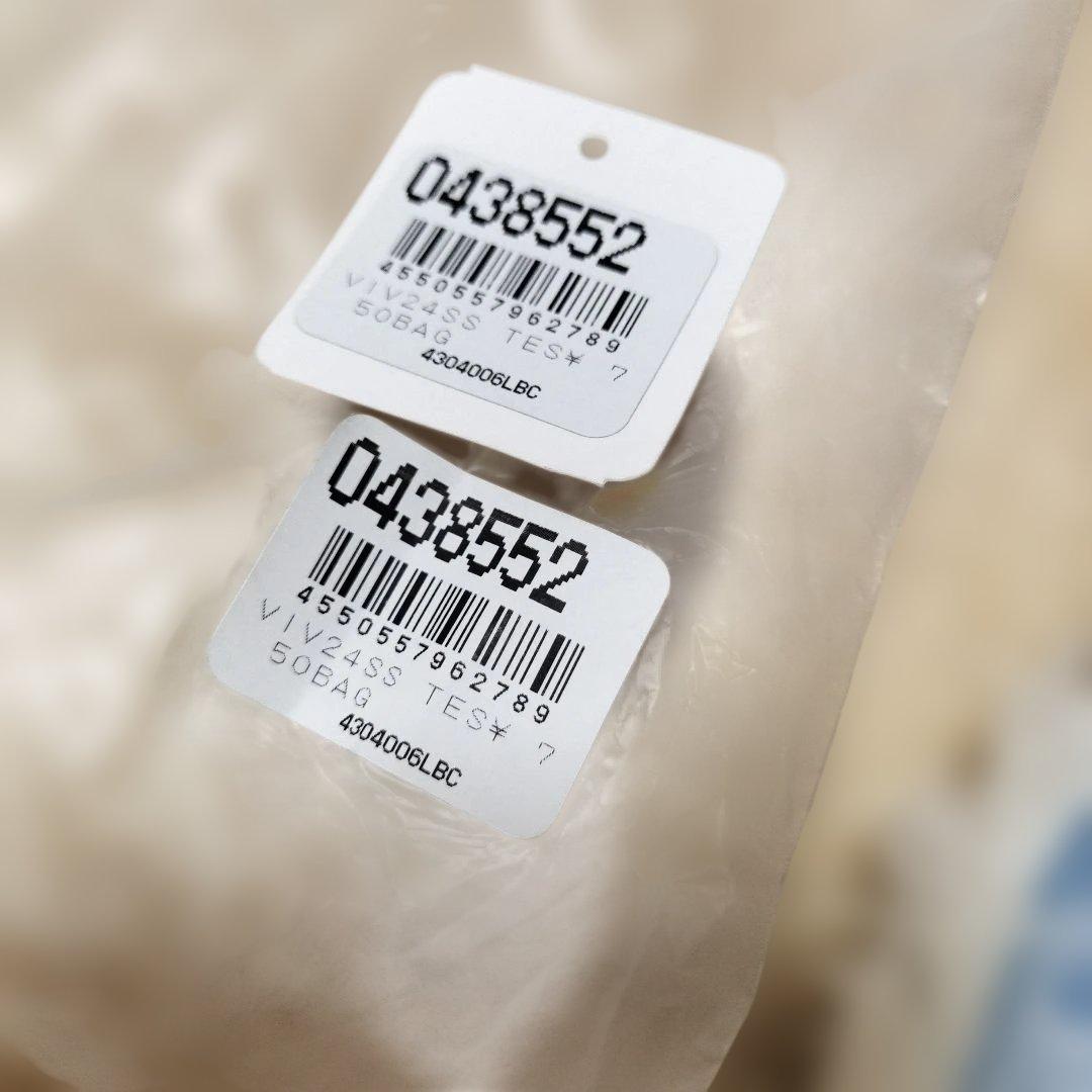 花柄スマホショルダーバッグ 青色デニム　フリンジ　ヴィヴィアンウエストウッド