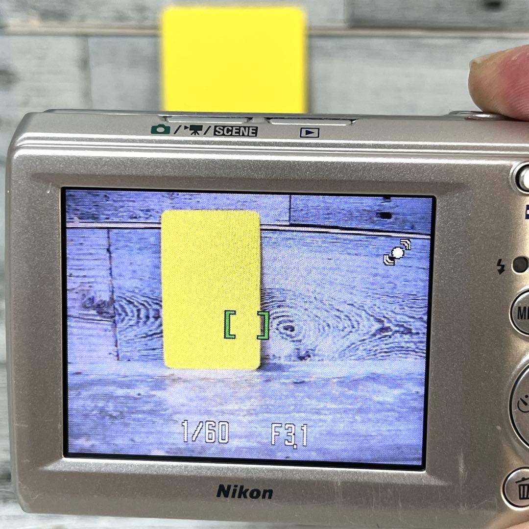 【美品】Nikon COOLPIX L19 デジタルカメラ（中古美品）