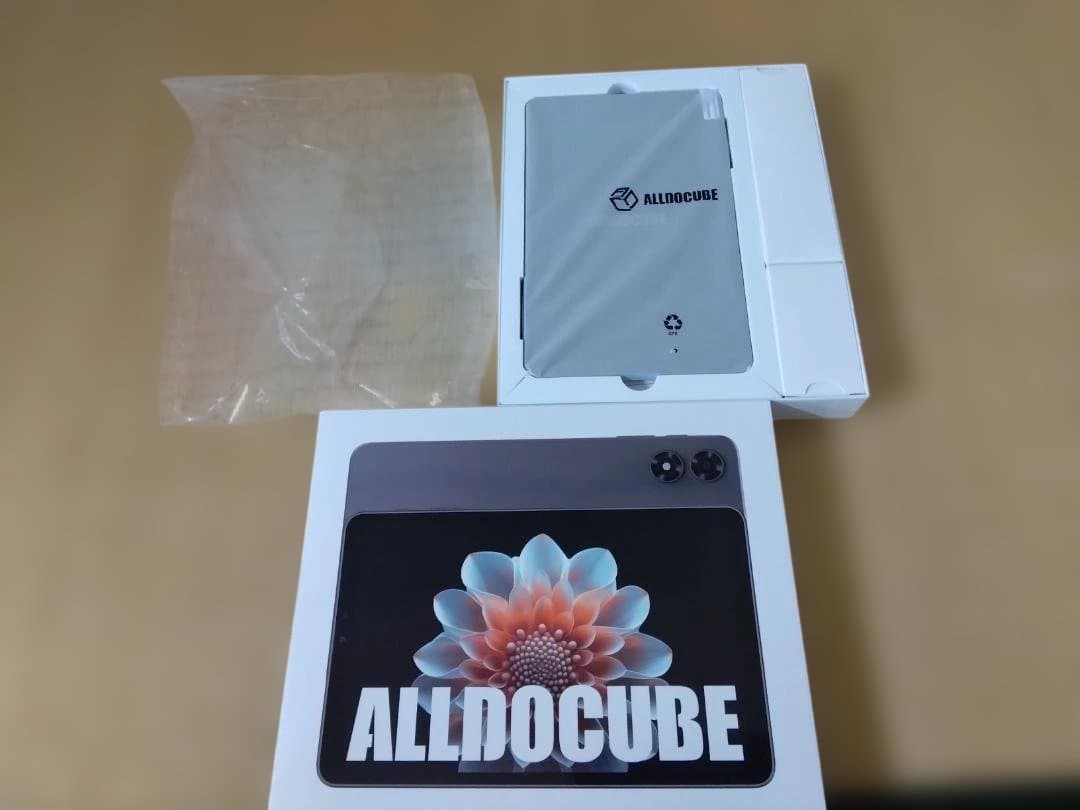 ALLDOCUBE 　iPlay 70 mini Pro（SIMフリ） 未使用品