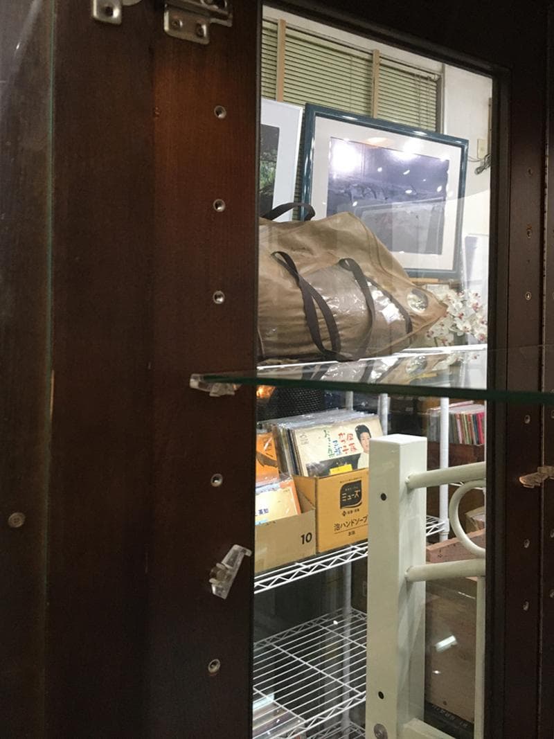 ★美品！　高級ミラーガラスキャビネット　4段タナ　180 X 80 cm