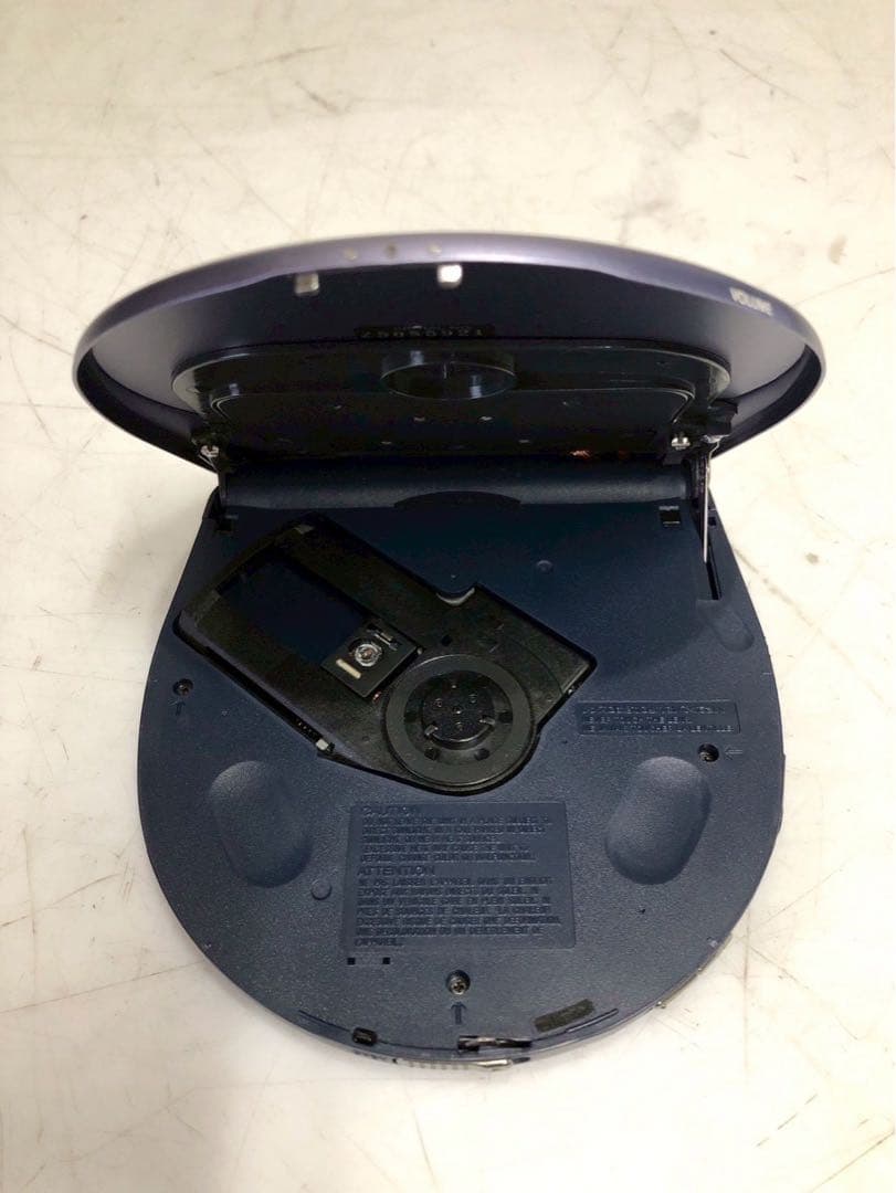 SONY ポータブルCDプレーヤー CDウォークマン D-E880