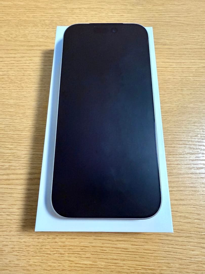 iPhone 17 Pro シルバー 256GB 本体 Apple