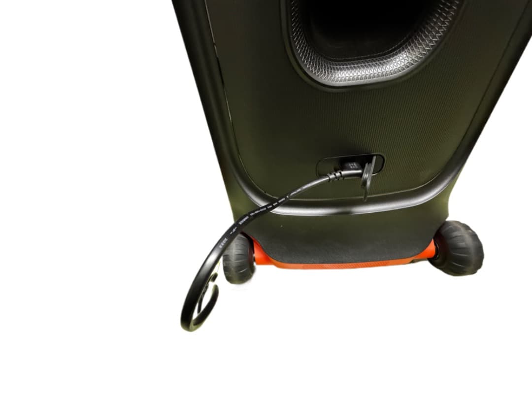 （送料6930円分込）800w 　JBL Party Box710スピーカー