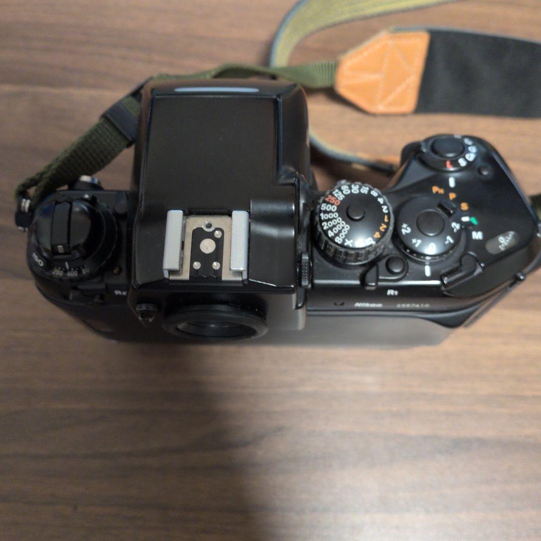 フィルムカメラ Nikon F4 MB-21