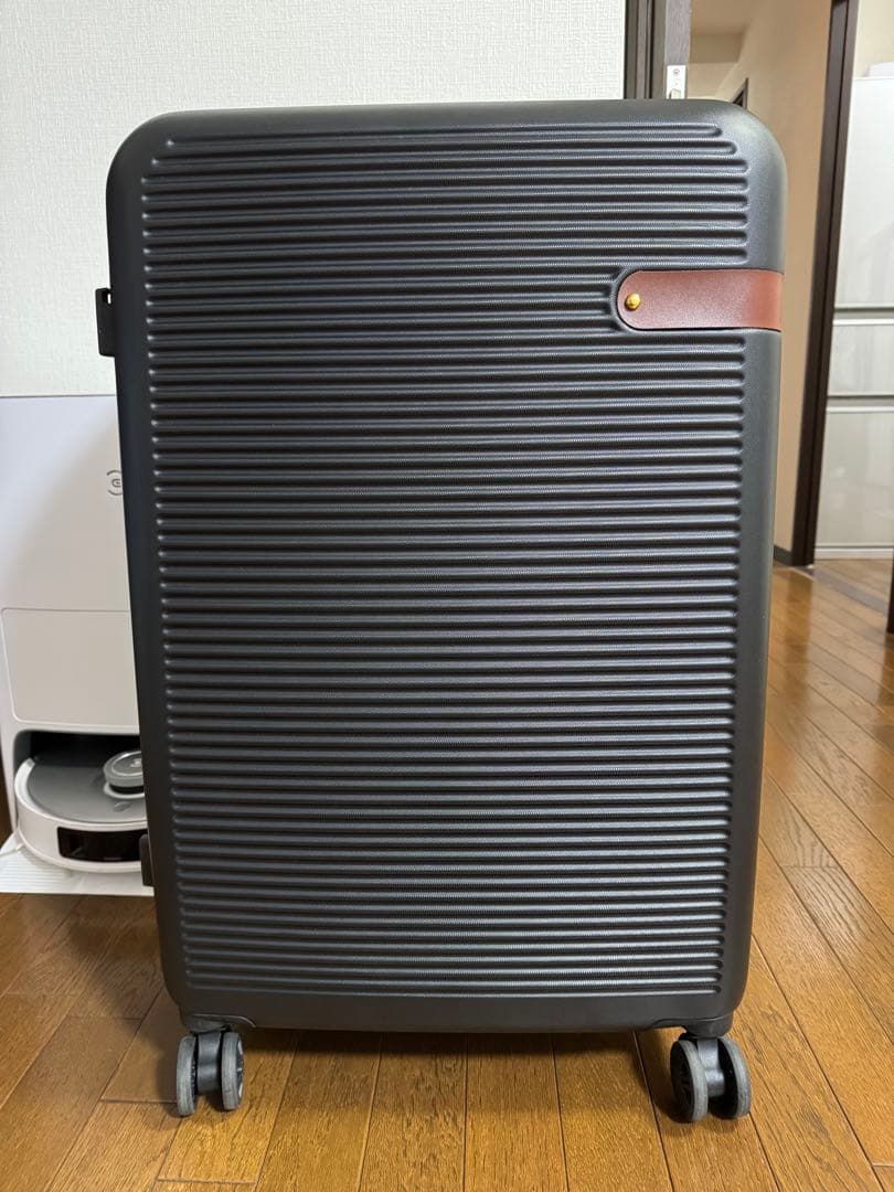 新品・未使用 / 3点セット / 軽量 / TSAロック/スーツケース