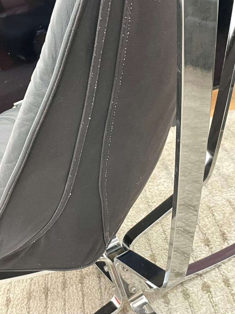 ファルコンチェア　スチール 本革　黒レザー　リプロダクト