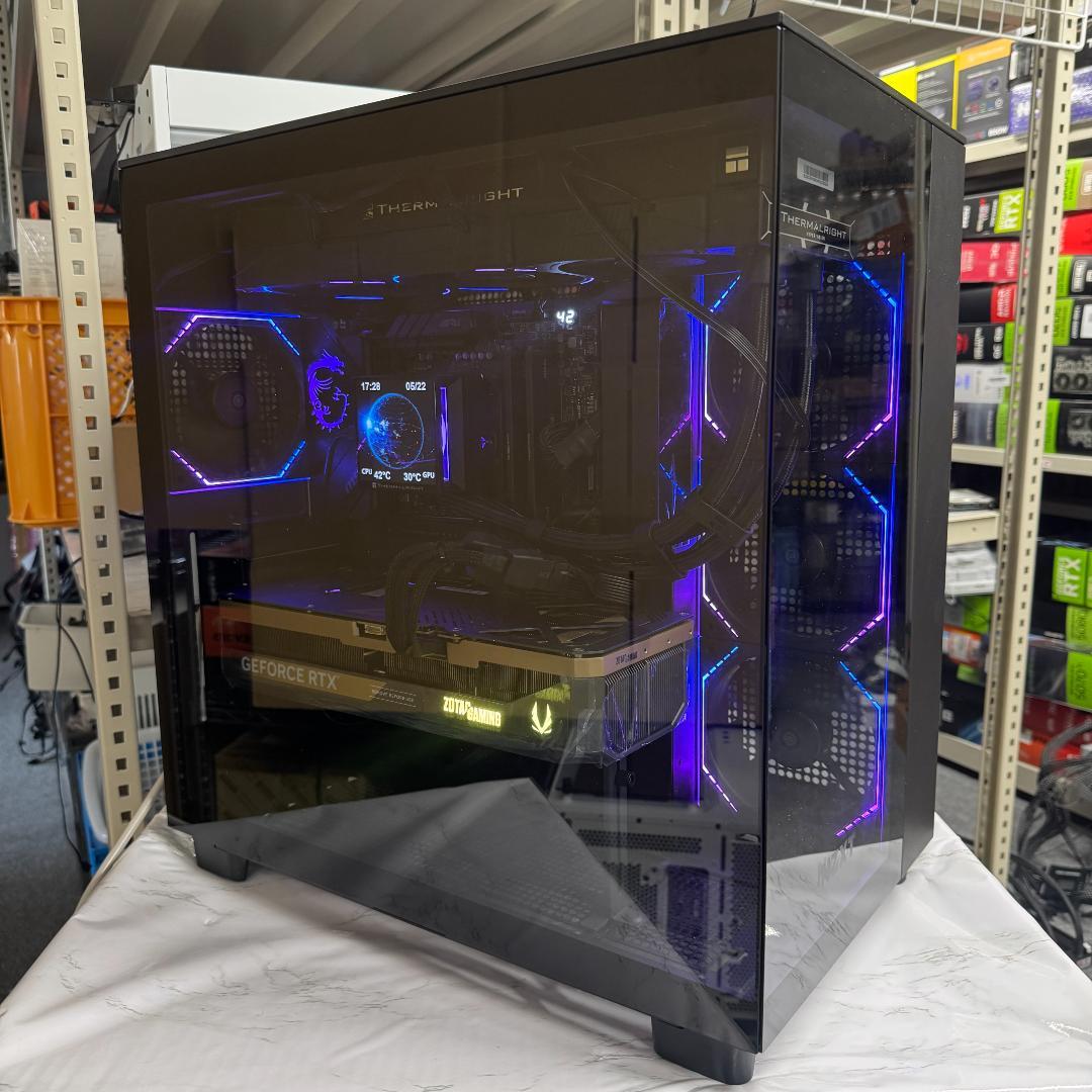 ゲーミングPC/7800X3D RTX5070Ti 48GB NVMe 1TB