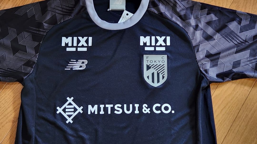 送料込★完売受注販売稀少新品★NB★FC東京25プラクティスシャツ半袖スタッフ用