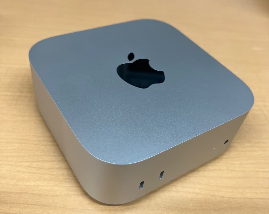 美品　Mac mini m4シルバー 箱付き 16GBメモリ　SSD256GB