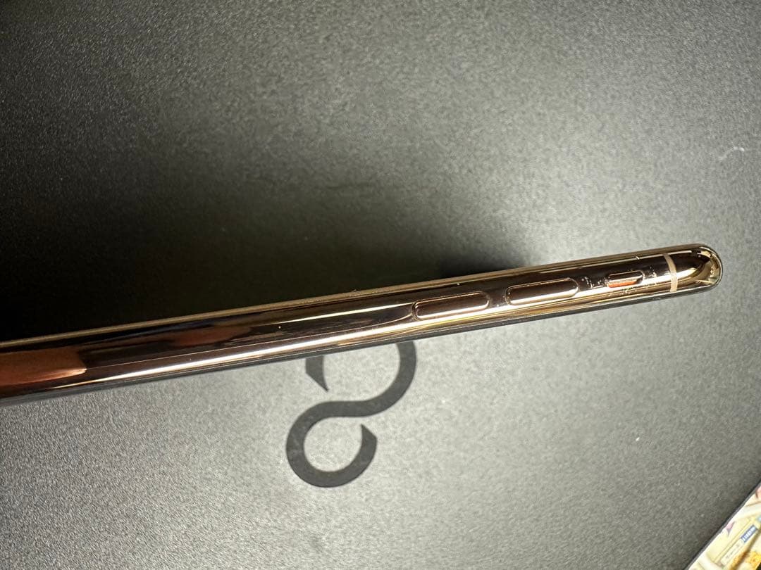 【美品】Apple iPhone Xs ゴールド　バッテリー100% iFace