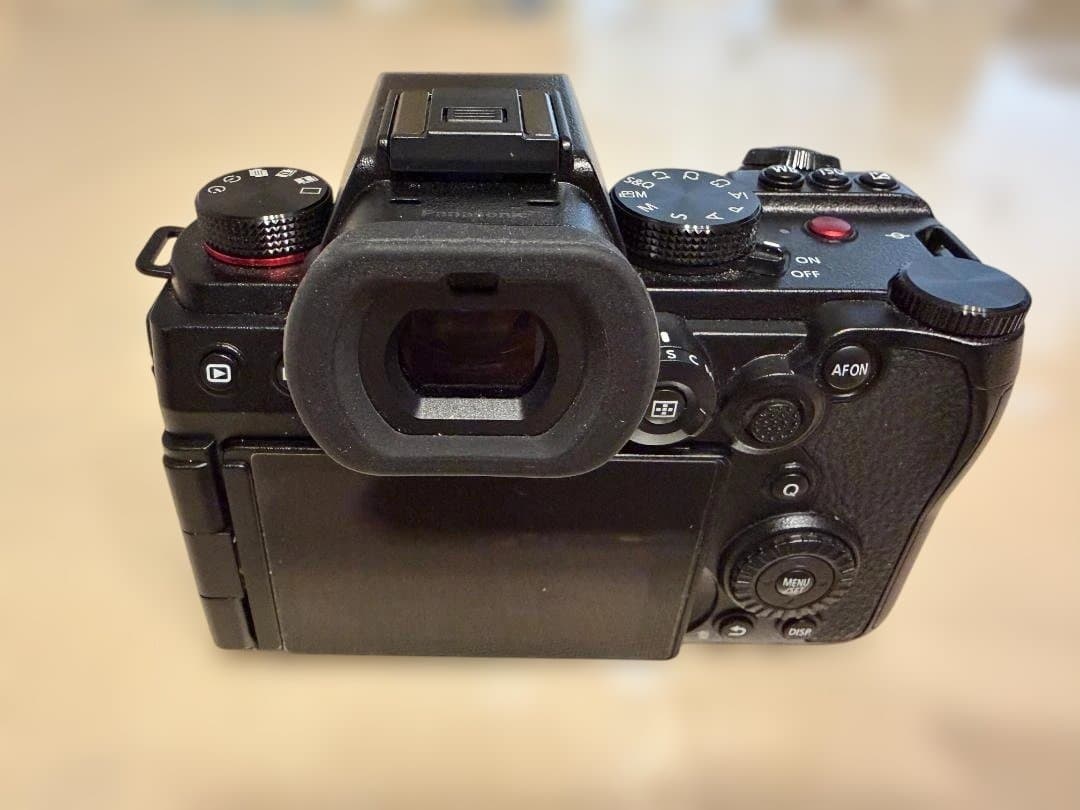 ★良品★LUMIX S5 II ミラーレス一眼カメラ