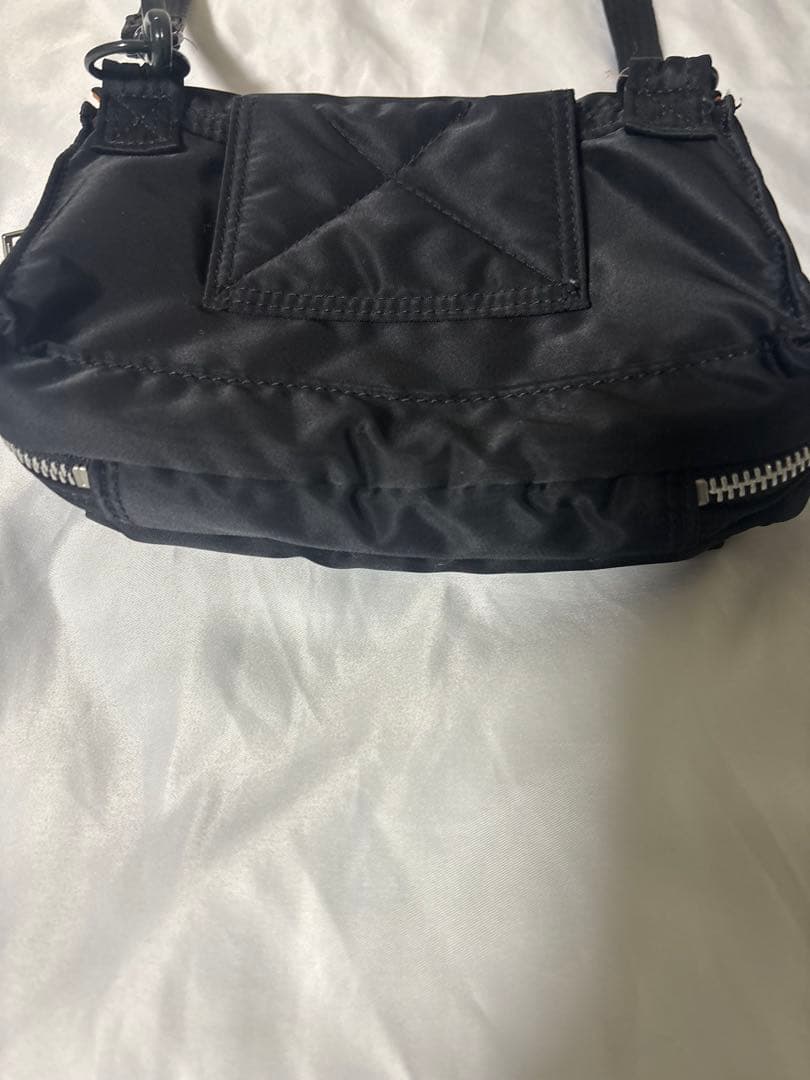 PORTER タンカー　ショルダーバッグ 黒 ナイロン tanker 吉田カバン