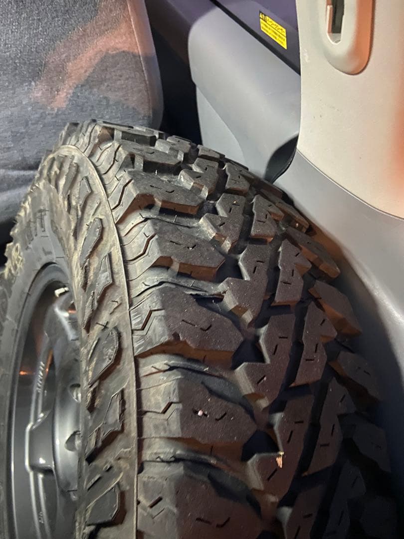 専用出品 ブラV ガンメタ 16インチ 6H 6J