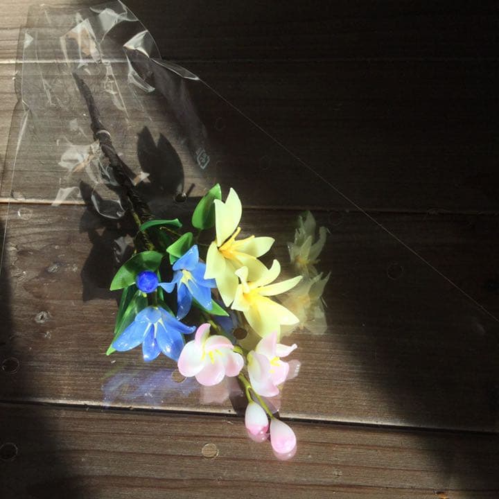 ☆ガラス細工　花　花飾　工芸　日本製　ガラスフラワー　ガラスの花　花束