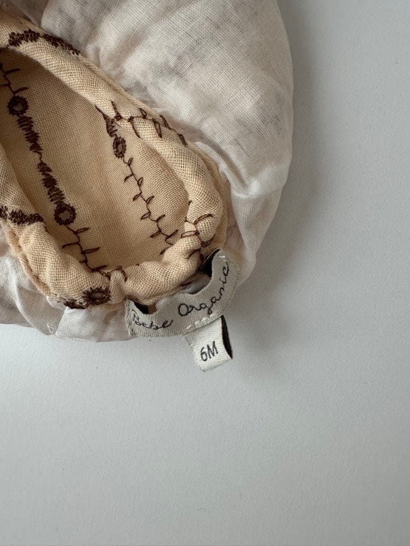 ロンパース・カバーオール Bebe organic amelia romper&bonnet 6M