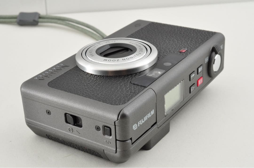 美品　FUJIFILM NATURA CLASSICA フィルムカメラ