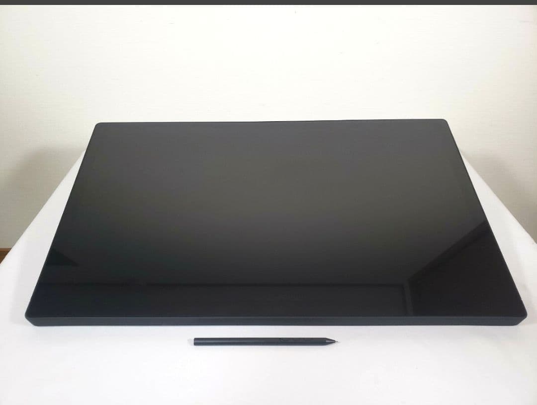 美品正常動作品 液晶ペンタブレット Wacom Cintiq 24 DTK246