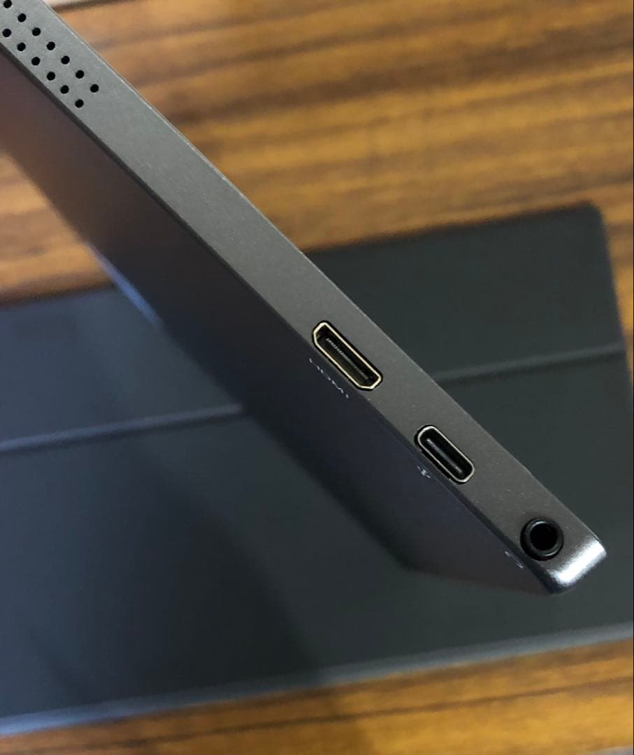 美品 ARZOPA Z1 Series 15.6インチ モバイルモニター